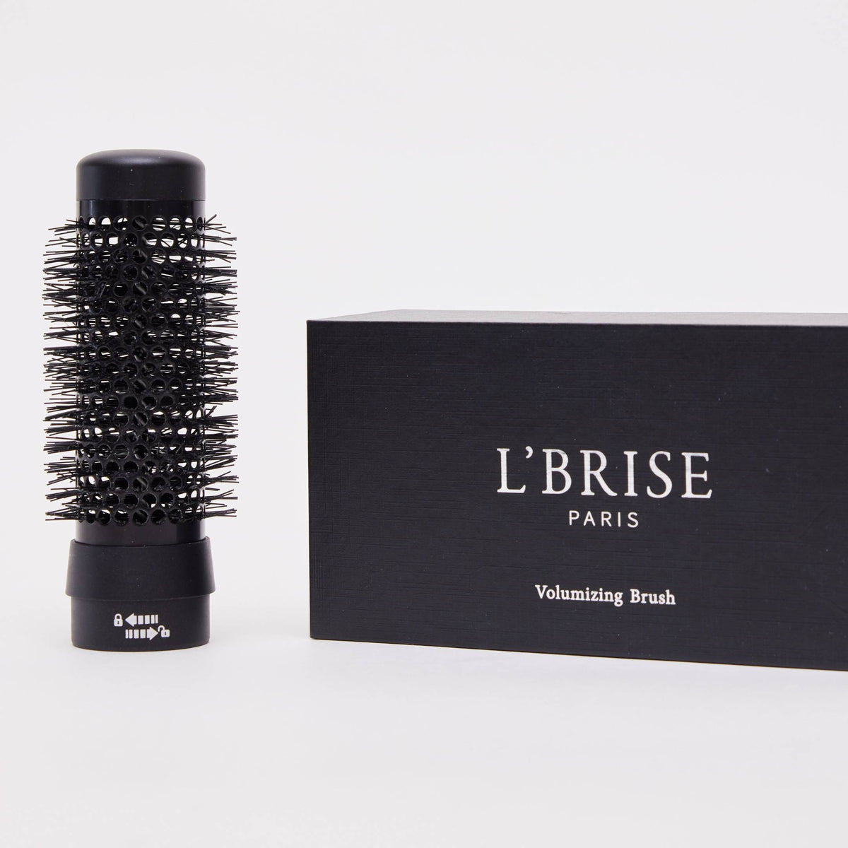 Model 2 | Round Volumizing Brush