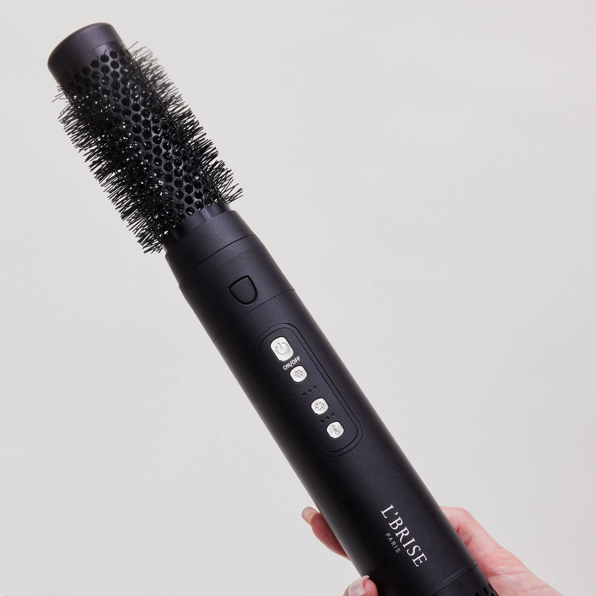 Model 2 | Round Volumizing Brush